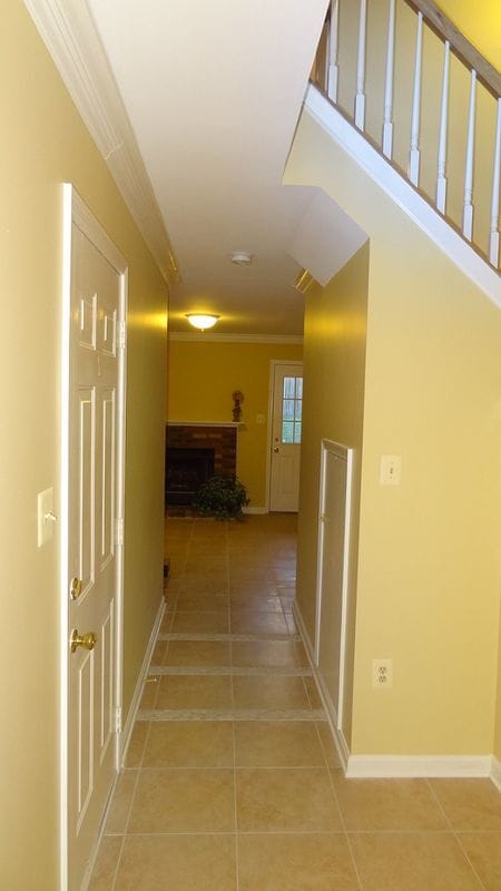 Foto del edificio - 2427 Clover Field Cir