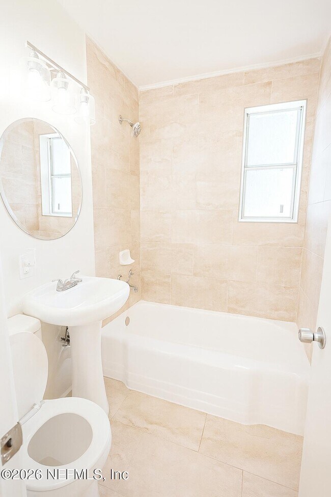 Building Photo - 6773 Restlawn Dr