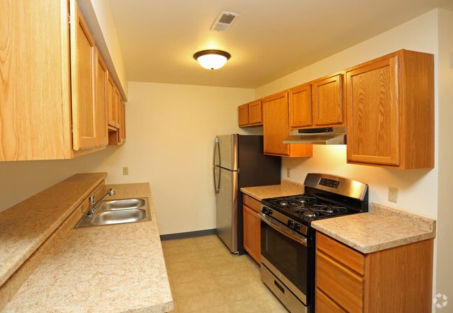 Kitchen - Fox Lane Apartments