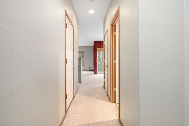 Foto del edificio - Detached Townhome in Kingston Meadows Comm...