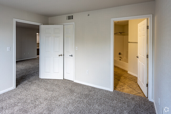 2BR, 2BA - 1200SF - Pebble Creek Apartments