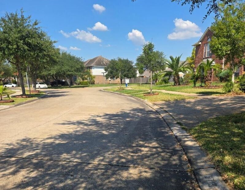 Foto principal - 5719 Candlecreek Dr