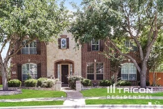 Building Photo - 5715 Danville Ln