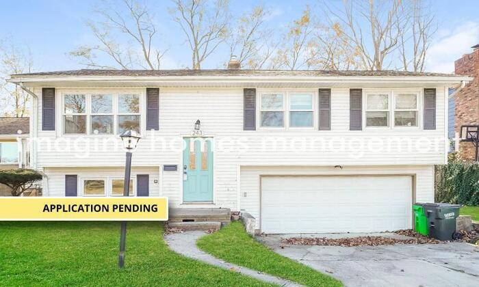 Primary Photo - 243 Emerson Ave