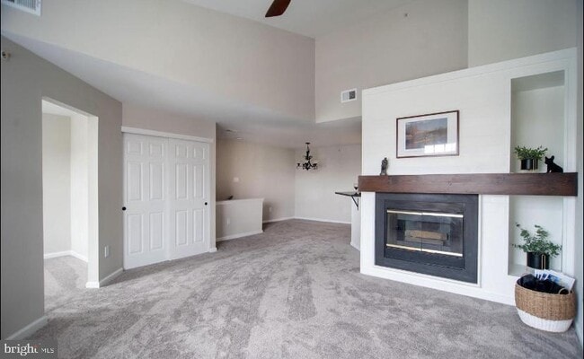 Building Photo - 406 Dresher Woods Dr