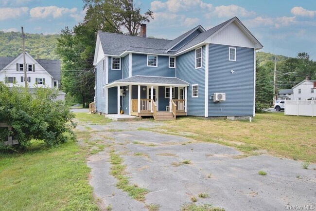 Foto del edificio - 162 Rockland Rd