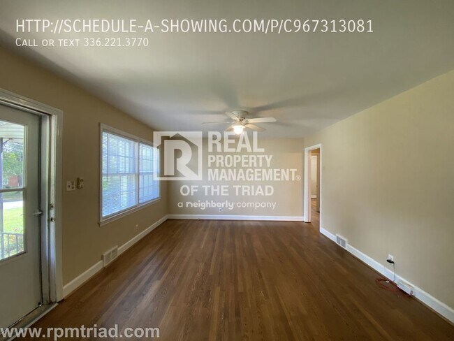 Foto del edificio - Ardmore Cottage 3BR/1BA with fenced yard!