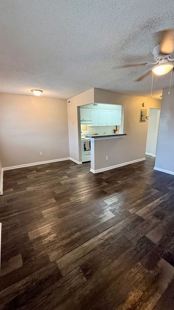 Interior Photo - Oasis at Ballast Point