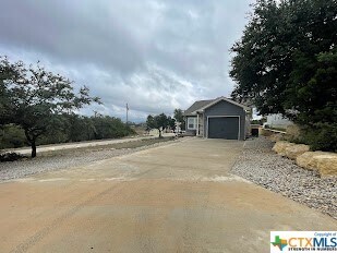 Building Photo - 1011 Alta Vista Ln
