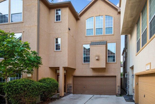 Foto del edificio - 1113 Peveto St