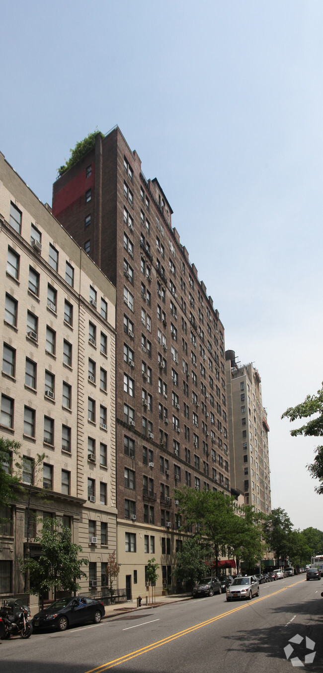 Building Photo - 21-33 W 96th St