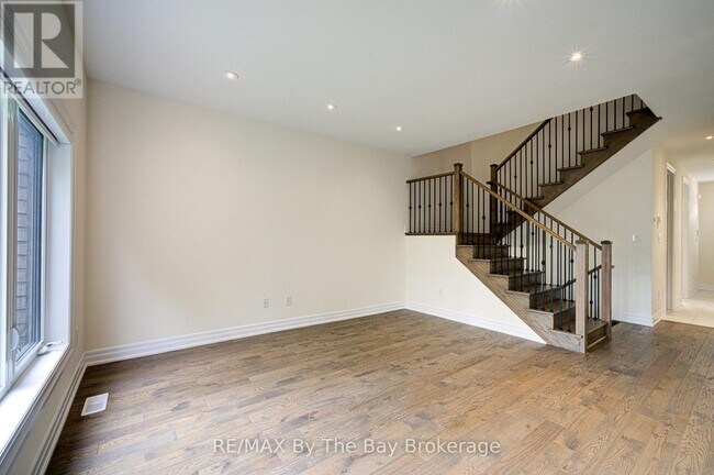 Building Photo - 169 Allegra Dr