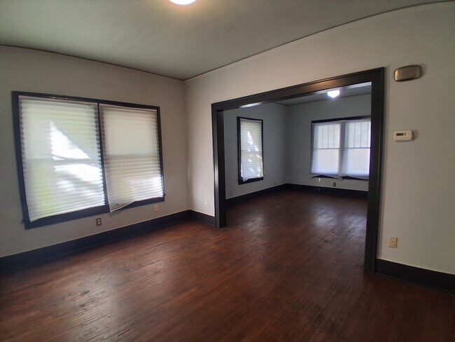 Foto del edificio - 9 State St N