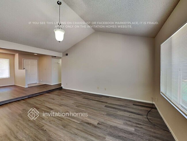 Foto del edificio - 9838 N 48th Dr