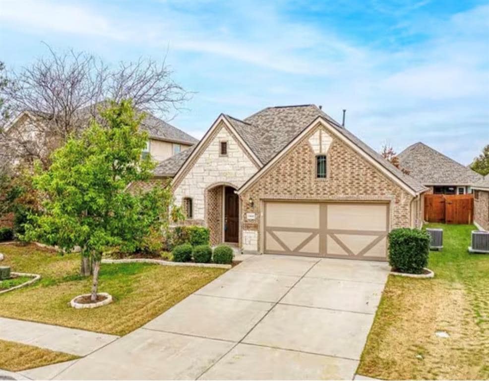 Foto principal - 2468 Millbrook Loop