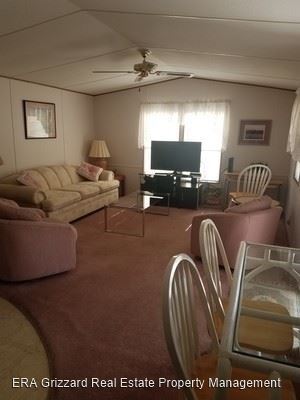 Foto del edificio - 607 Cottage Park Ln