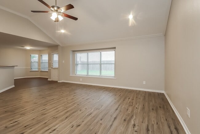 Building Photo - 302 Cedar Branch Dr