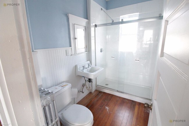 Building Photo - 2 br, 1 bath Apartment - 22 Gardena St # 3