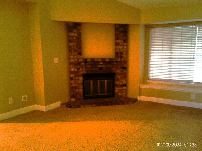 Foto del edificio - 8905 Gleeson Ct