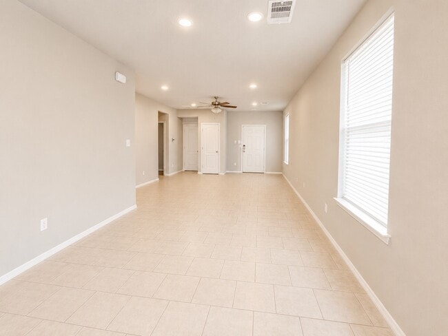 Building Photo - 24723 Kessing Creek Ln