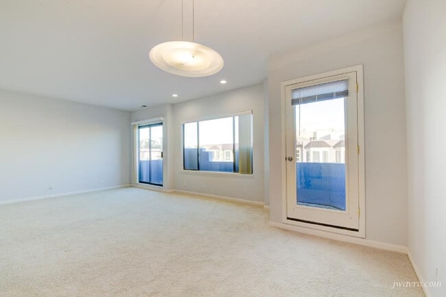 Foto del edificio - 465 35th Ave