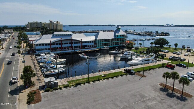 Foto del edificio - 1301 Beck Ave