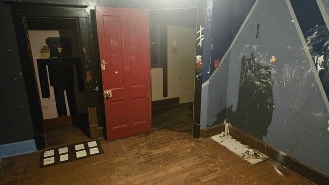 Foto del edificio - 222 S Broadway St