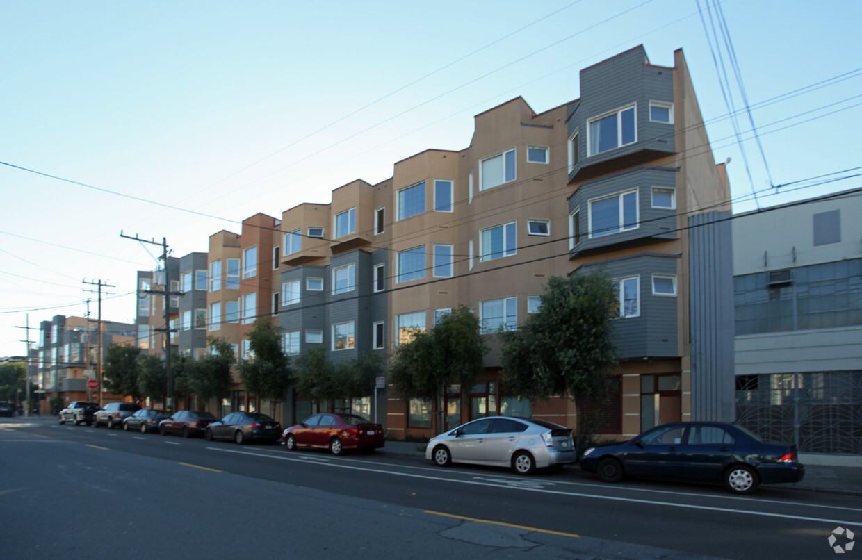 Foto del edificio - Winfield International