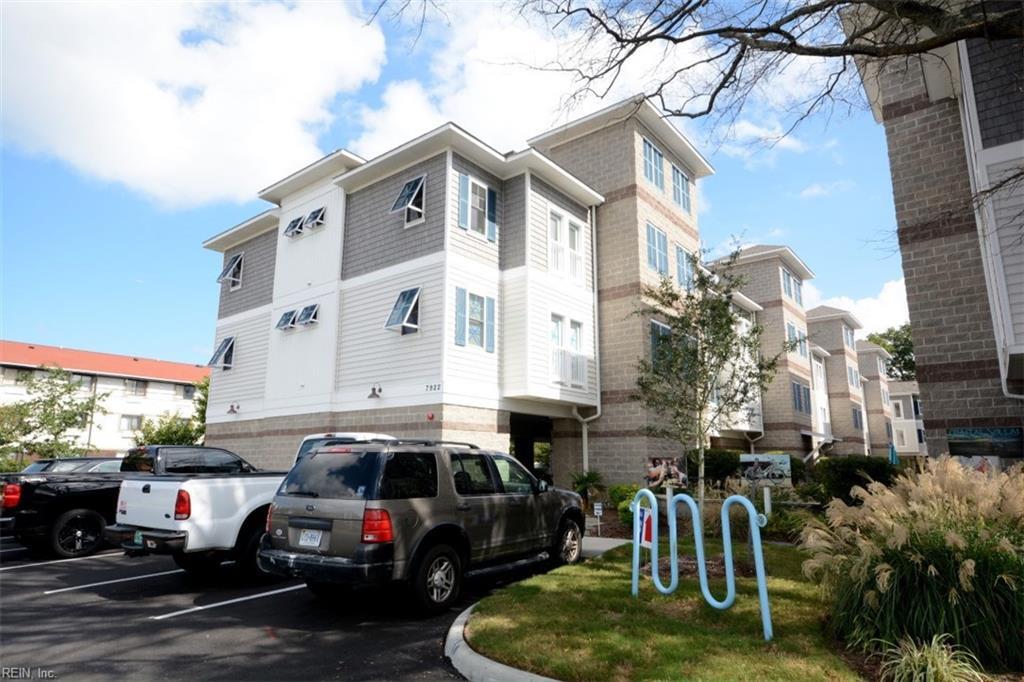 Foto principal - 7922 Shore Dr