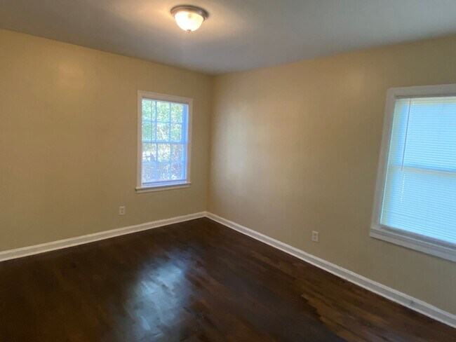 Foto del edificio - **UPCOMING**2 or 3 Bedroom / 1 Bathroom Home near Ft. Benning***