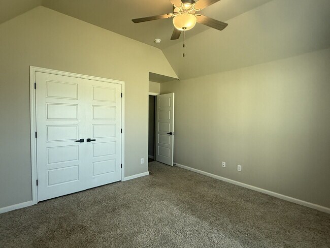 Building Photo - 18312 Autumn Grv Ct