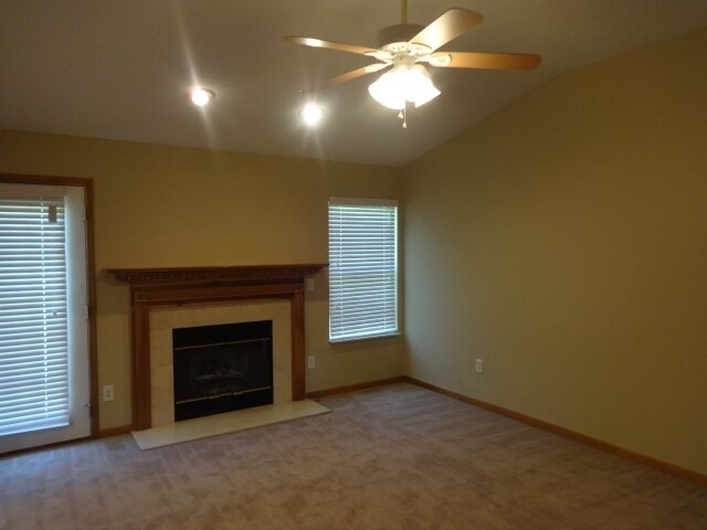 Building Photo - 5017 Coconut Drive