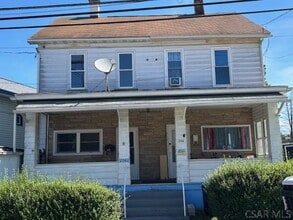 Building Photo - 206.5 Habicht St