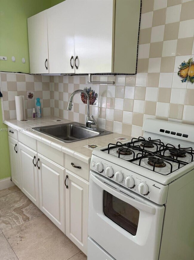 Foto del edificio - 13330 SW 79th St