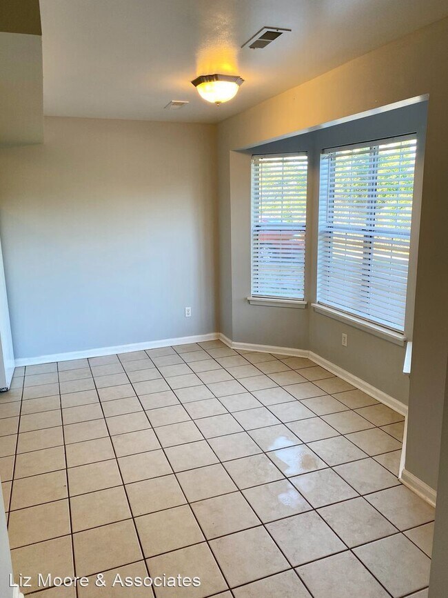 Foto del edificio - 3 br, 2.5 bath House - 216 South Avenue