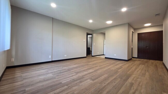 Foto del edificio - 660 Perrie Drive