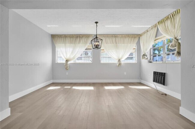 Foto del edificio - 3 bedroom in North Miami FL 33162