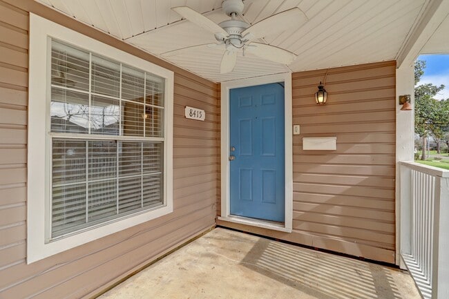 Building Photo - 8415 Bonner Dr