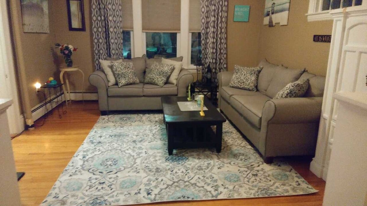 20 Elm St Unit 1, Shrewsbury, MA 01545 Condo for Rent in Shrewsbury