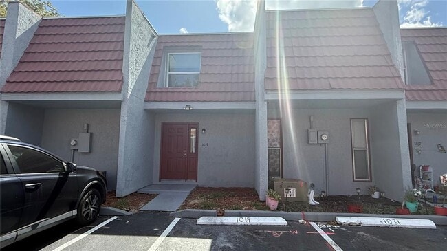 Foto del edificio - 1019 W Sumner St