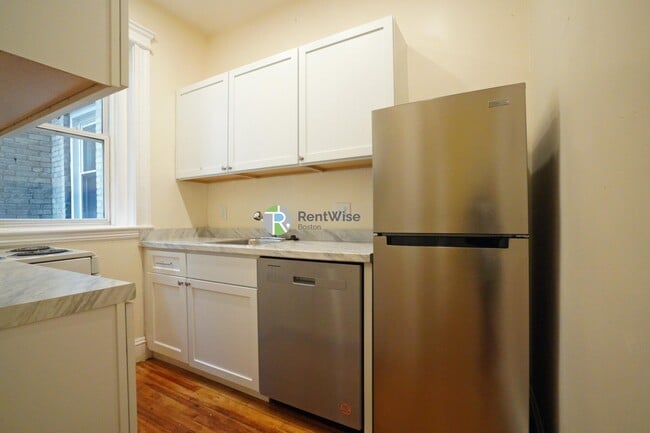 Photo - 1844 Commonwealth Ave Apartment