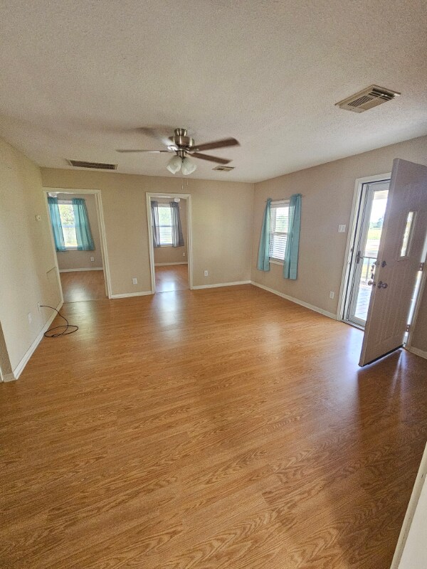 Foto del edificio - 5505 Chadwick-Hogan Rd