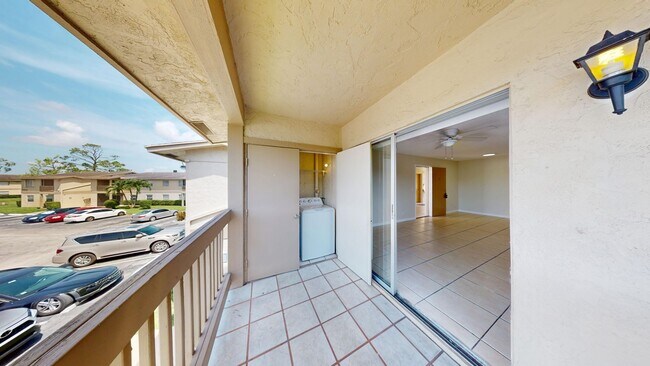 Foto del edificio - 2BD/2BA Condo in West Palm Beach!!