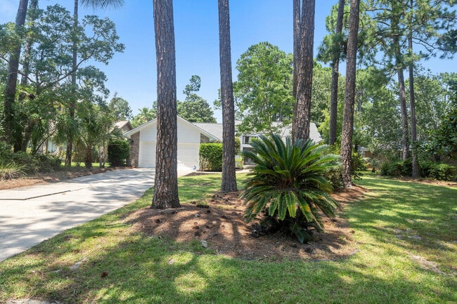 Building Photo - 1182 Muirfield Way