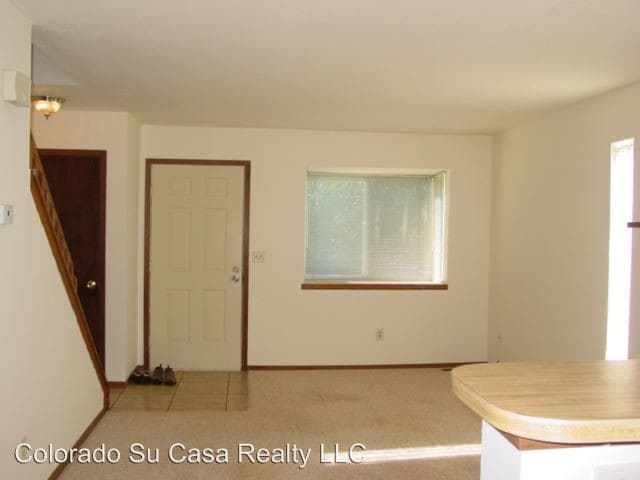 Building Photo - 2 br, 1.5 bath House - 3250 Vail Pass Dr.