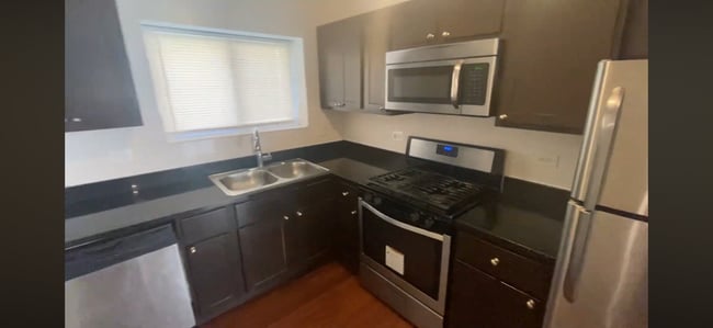 Building Photo - 2530 W Fitch Ave