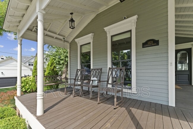 Photo - 1321 North Beville Avenue House