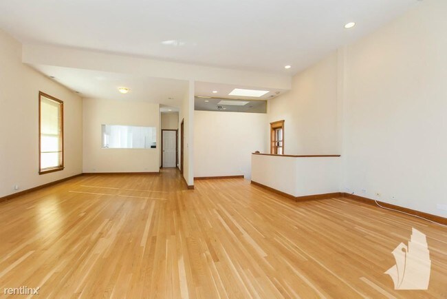 Foto del edificio - 810 W Wellington Ave