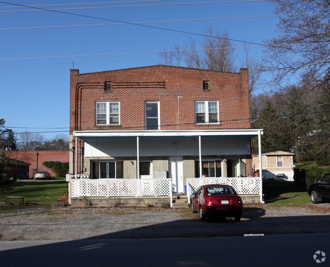 Building Photo - 23 Brookside Cir