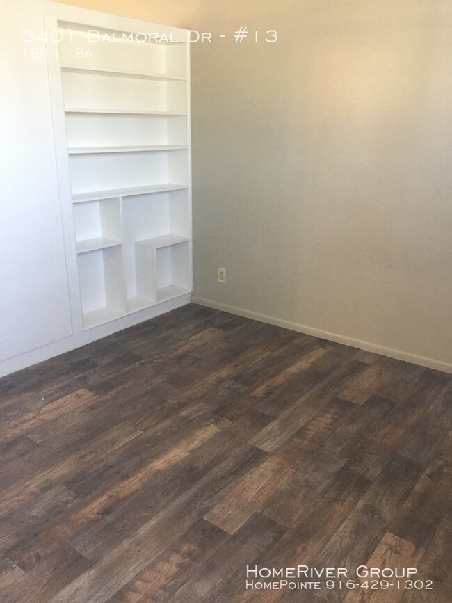 Building Photo - 3401 Balmoral Dr